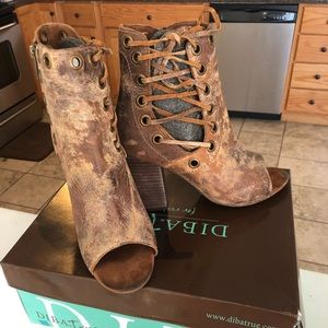 Diva Half Boot